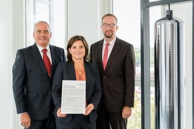 CEO Dr. Christoph von Plotho (left), HR Business Partner and Diversity Officer Cordelia Zürner, and CFO Rainer Irle (right)